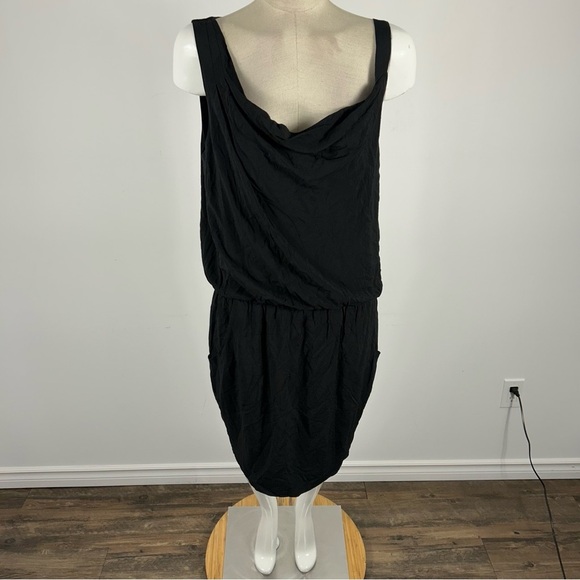 Theory Elegant Black Sleeveless Dress 8 - Picture 3 of 13